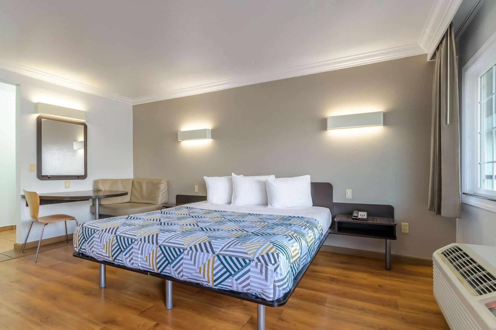 Motel 6-San Jose, Ca - Convention Center المظهر الخارجي الصورة