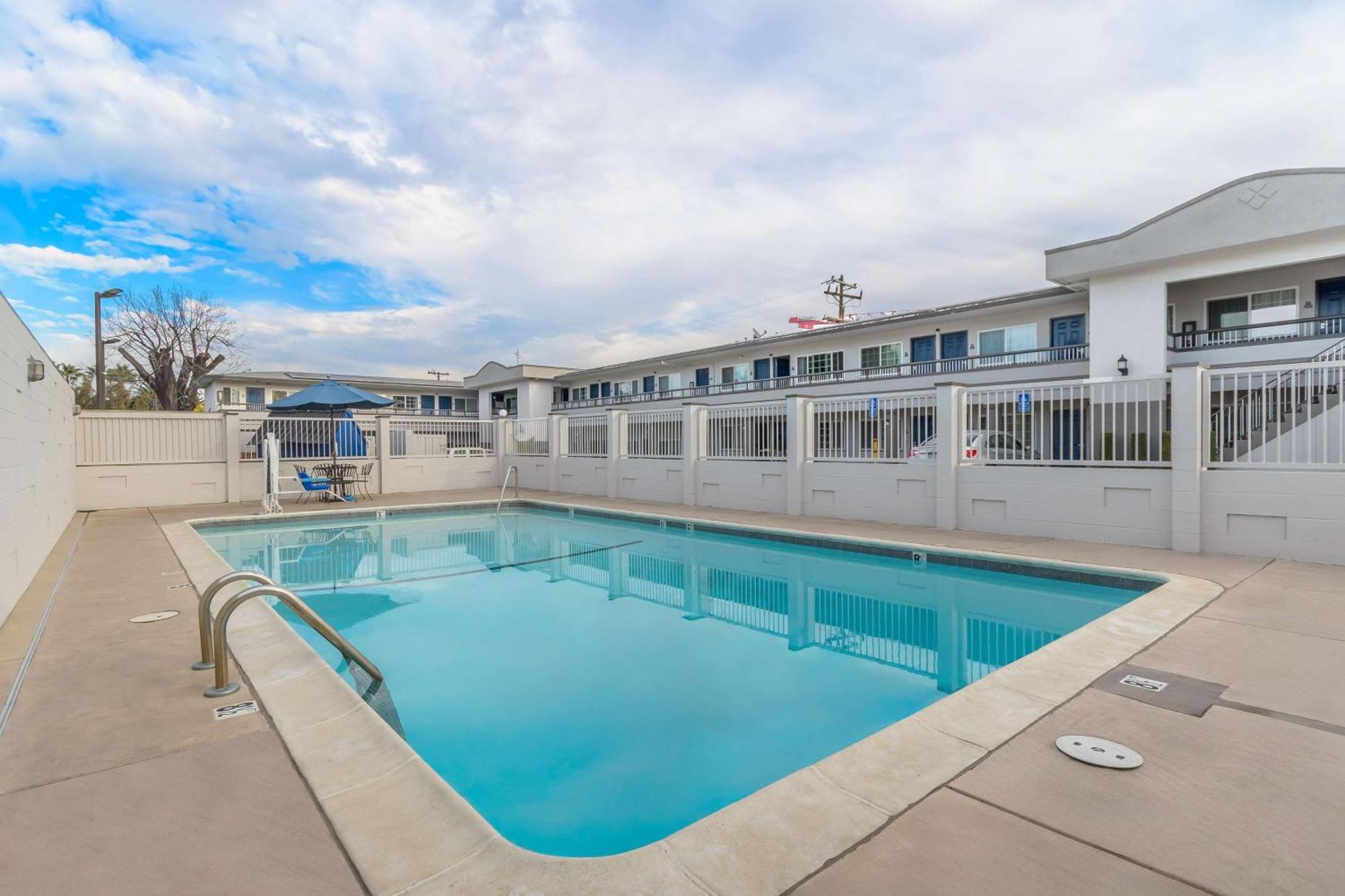 Motel 6-San Jose, Ca - Convention Center المظهر الخارجي الصورة