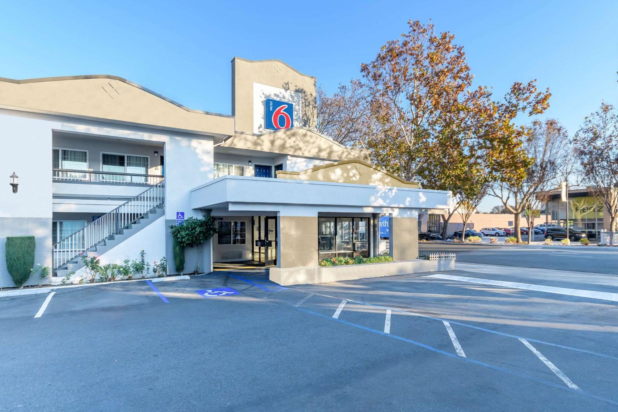 Motel 6-San Jose, Ca - Convention Center المظهر الخارجي الصورة