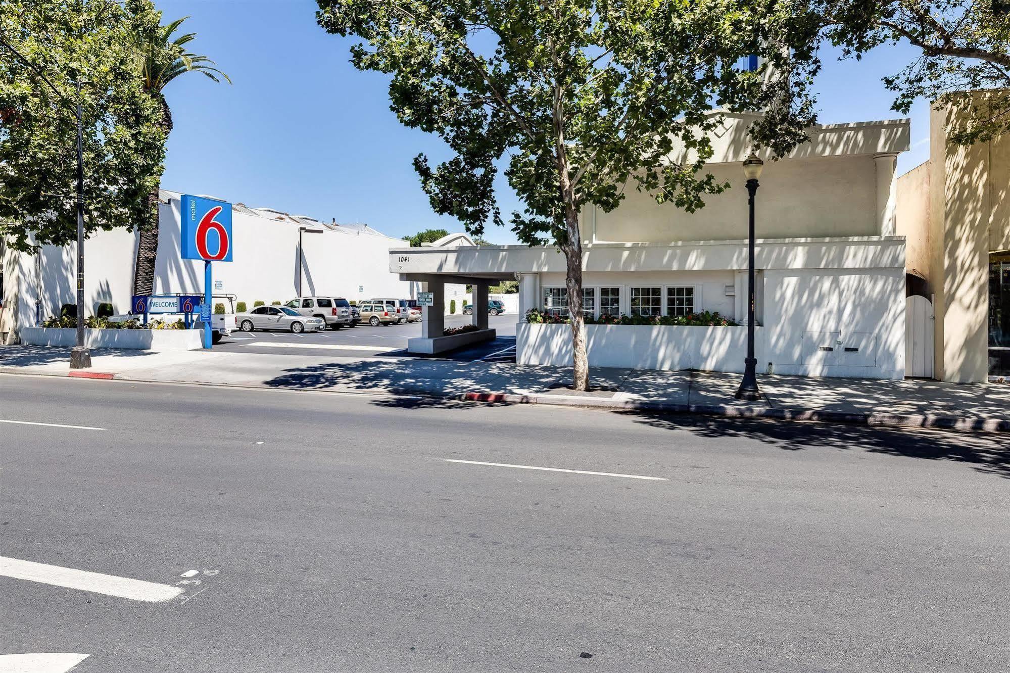 Motel 6-San Jose, Ca - Convention Center المظهر الخارجي الصورة
